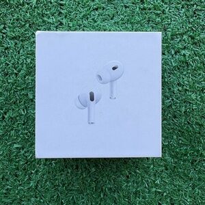 Apple White Earbud Headphones